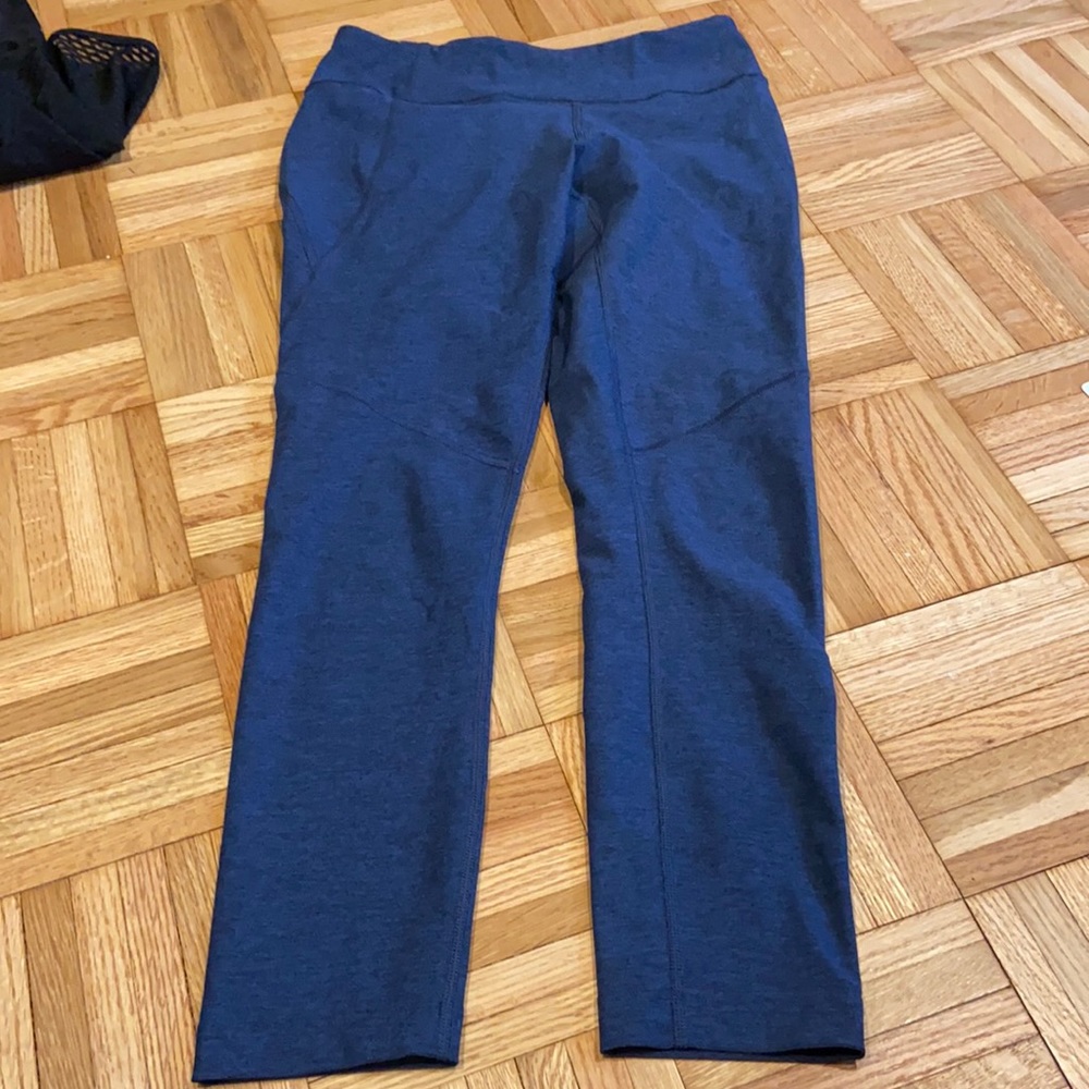 Blue Outdoor Voices Leggings, Size Small, 7/8